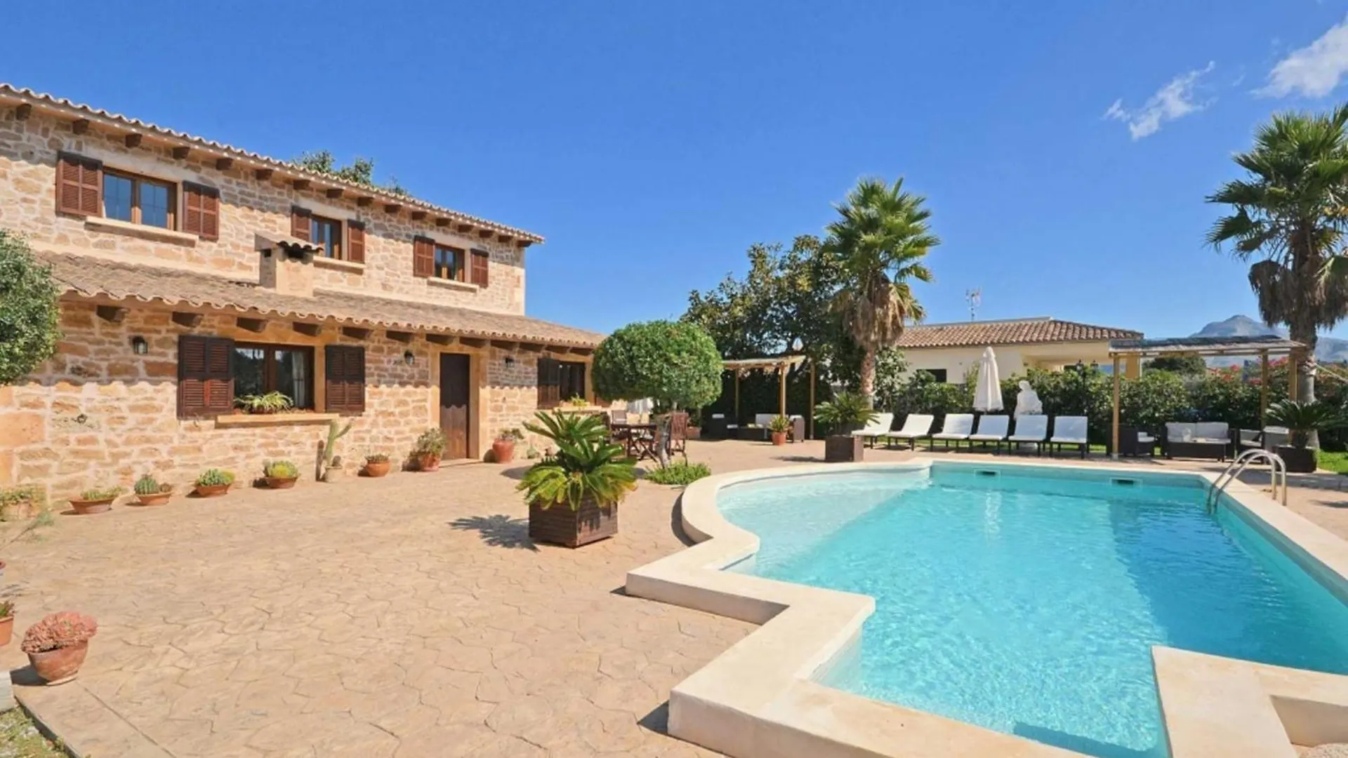 Carbonell Villa Alcudia 0*,